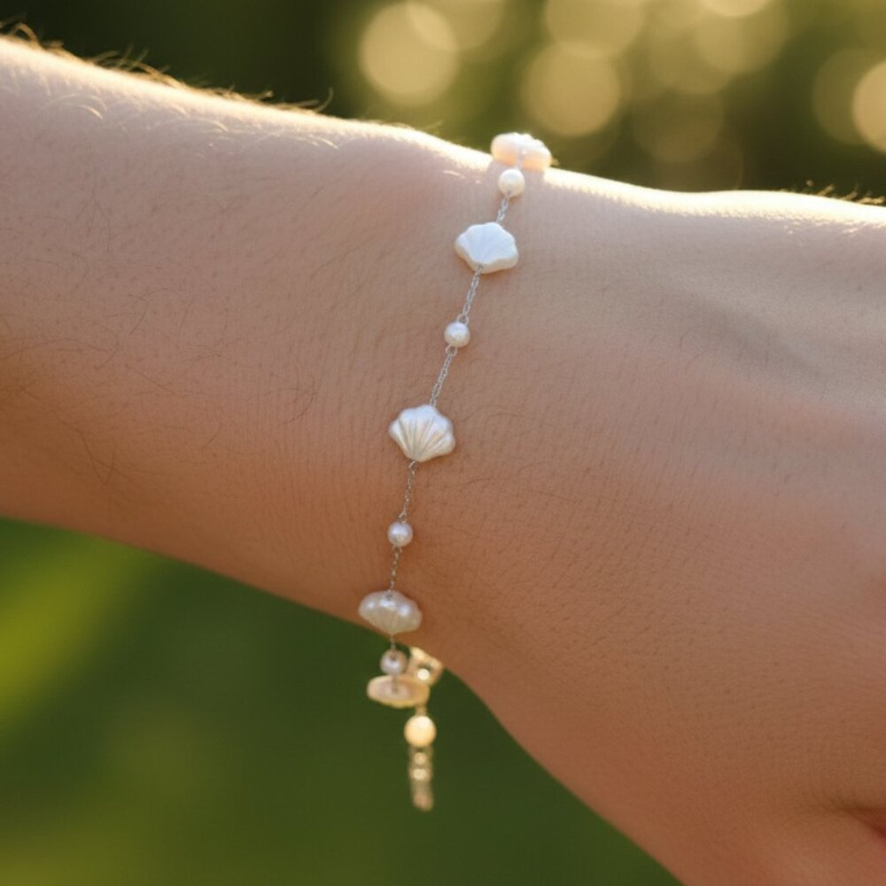 Chic & Stylish Bracelet – A Thoughtful Gift for Women and Girls, DYC1224